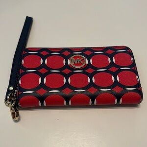 Michael Kors Jet Set Travel Deco Leather Wallet